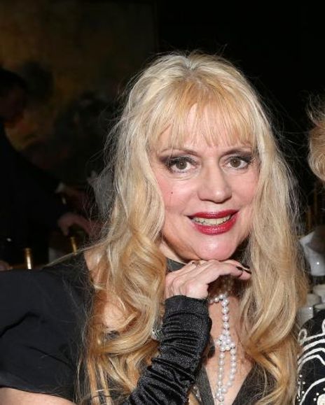 Phoebe Legere Headshot