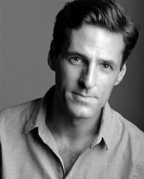 Richard Hand Headshot