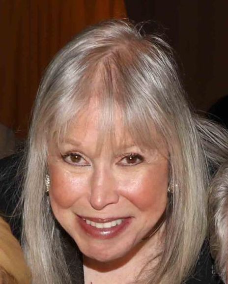 Lorri Scott Headshot