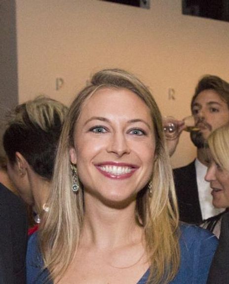 Elizabeth Sharp Headshot