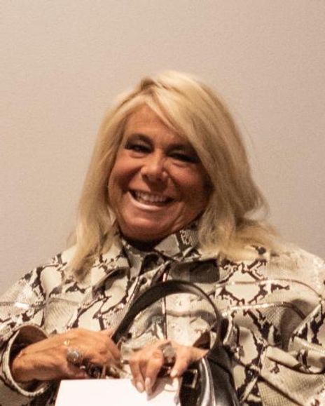 Joanna Fisher Headshot