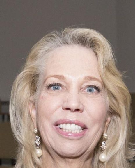 Martha Glass Headshot