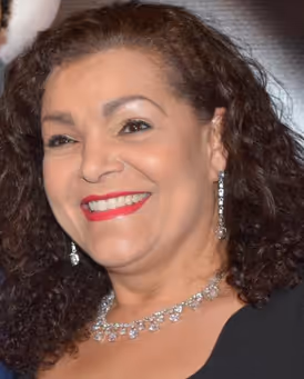 Patricia Phillips Headshot