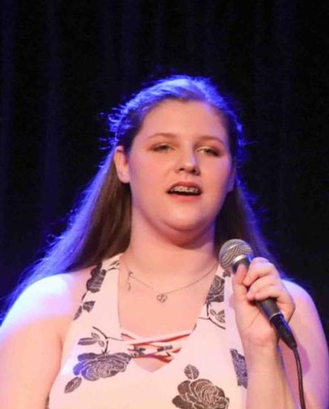 Shannon Bretz Headshot