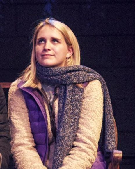 Rachael Bates Headshot