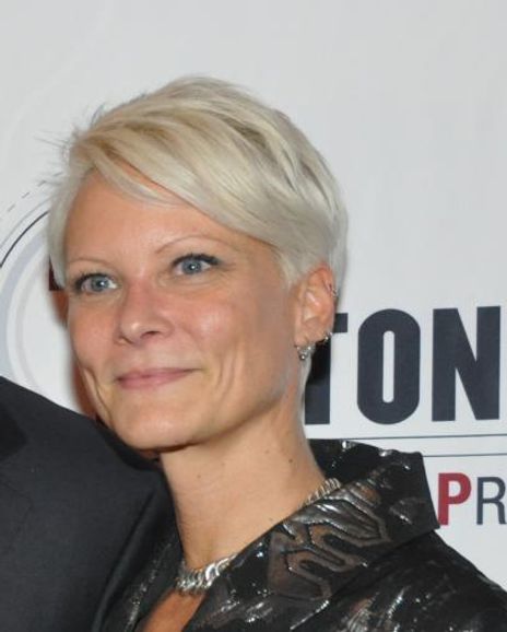 Lauren Wainwright Headshot