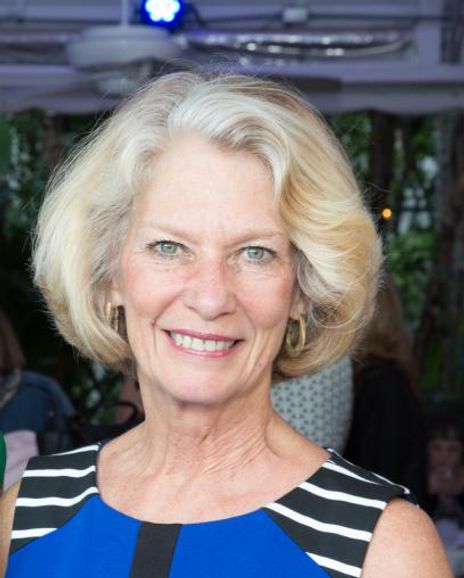 Donna Plasket Headshot