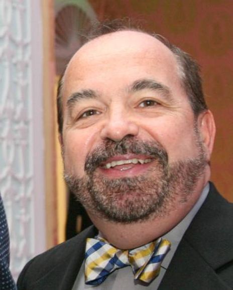 Christopher Canales Headshot