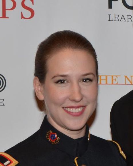 Alexandra Borza Headshot