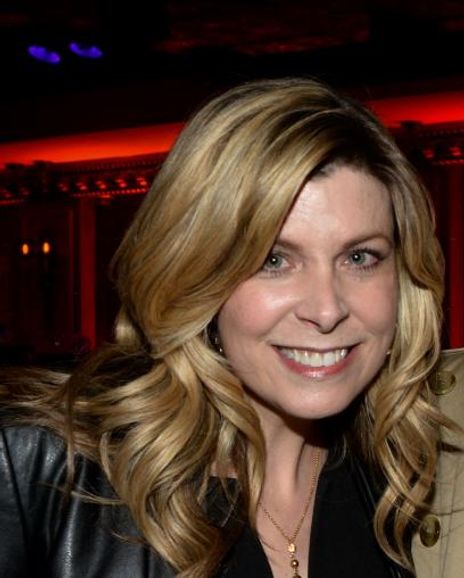 Candy Benge Headshot