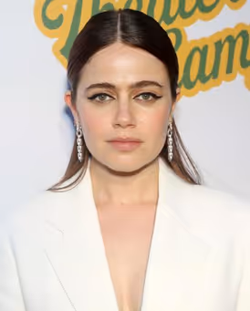 Molly Gordon Headshot