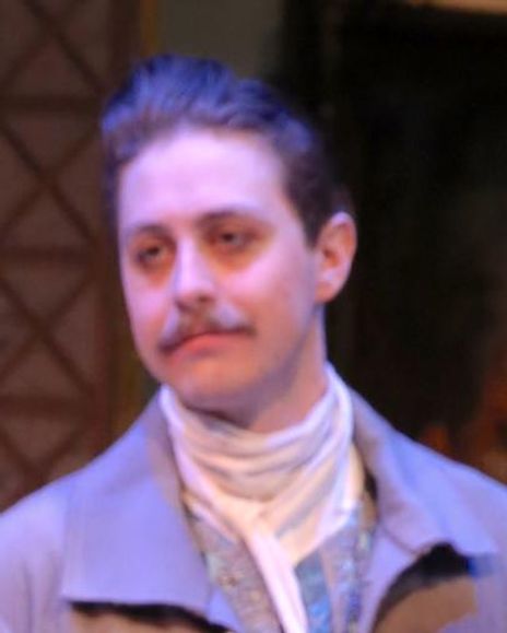 Noah Averbach-Katz Headshot