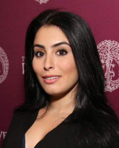 Shana Grossman Headshot