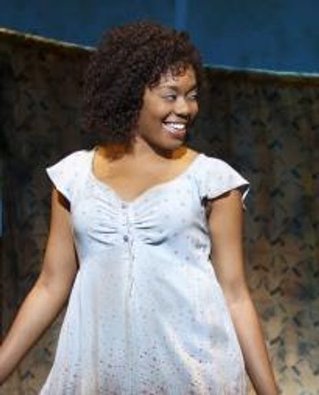 Candace Quarrels Headshot