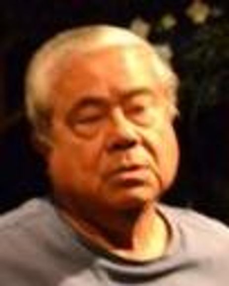 Alberto Issac Headshot