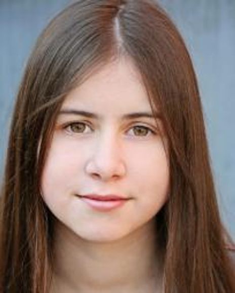 Elizabeth Bigham Headshot