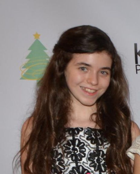 Isabella Burke Headshot