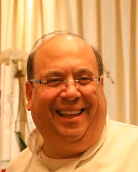 Sal Scognamillio Headshot
