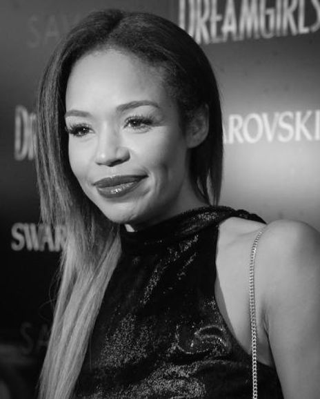 Sarah-Jane Crawford Headshot