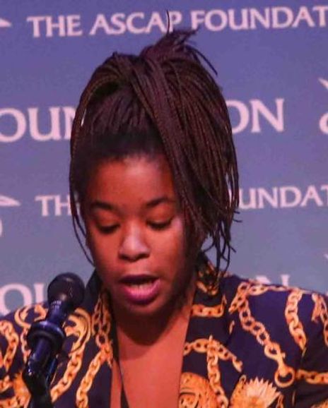 Nicole Ashford Headshot