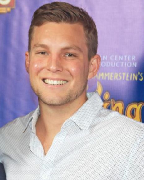 Kyle Lindsay Headshot