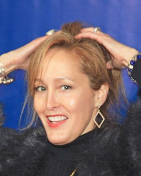 Cali Rossen Headshot