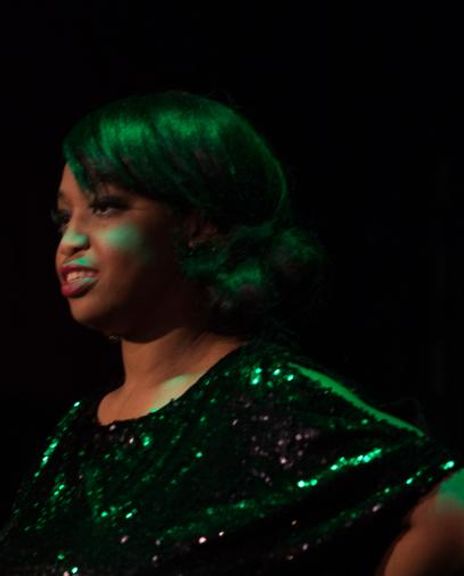 Julia Marie Nettles Headshot