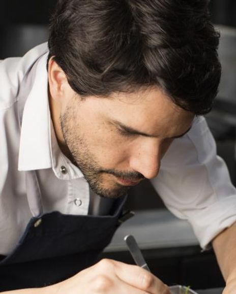 Virgilio Martinez Headshot