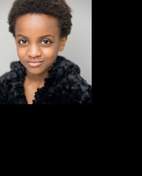 Chloe Bryan Headshot