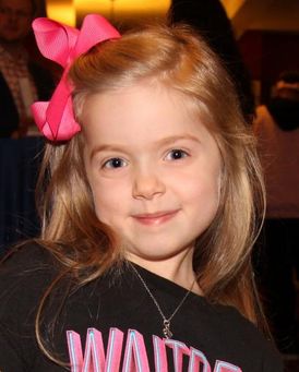 Cate Elefante Headshot