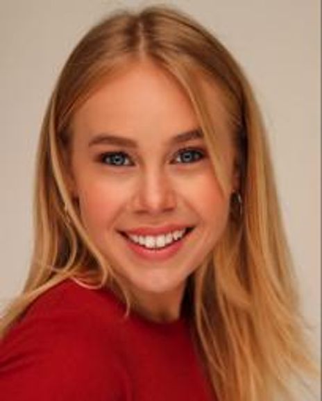 Olivia Hodson Headshot