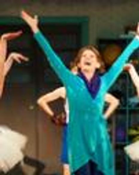 Elizabeth Argus Headshot