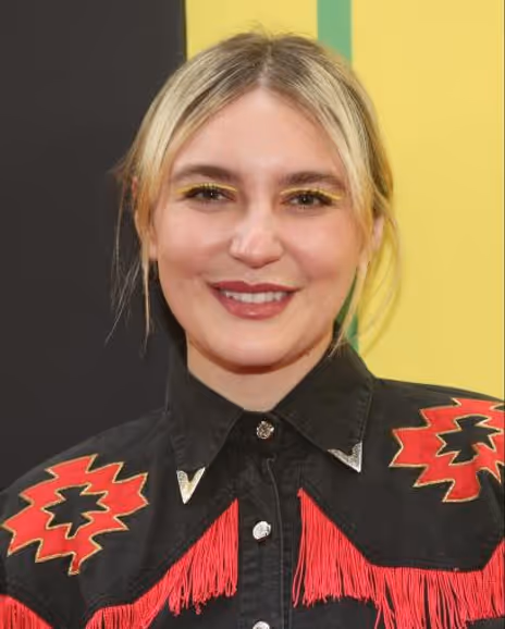 Gracie McGraw Headshot