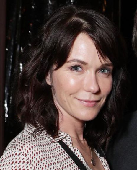 Katie Aselton Headshot