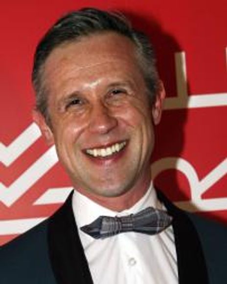 Ian Hallard Headshot