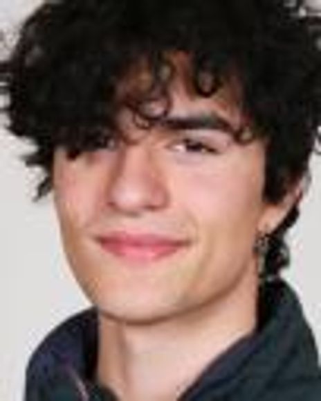 Arjang Mahdavi Headshot