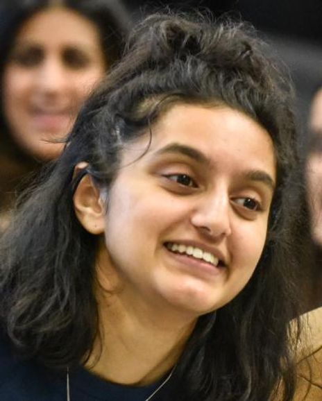 Humera Syed Headshot