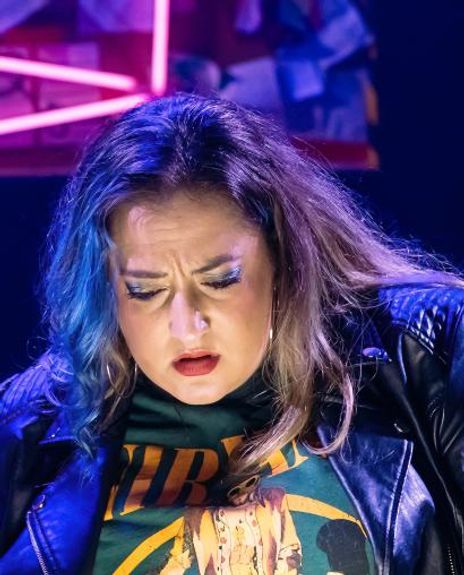 Rebekah Hinds Headshot