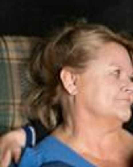 Annie Hinton Headshot