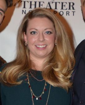 Nicole Hale Headshot