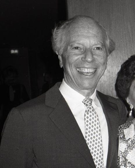 Bertram Fields Headshot