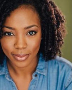 Tavia Riveé Headshot