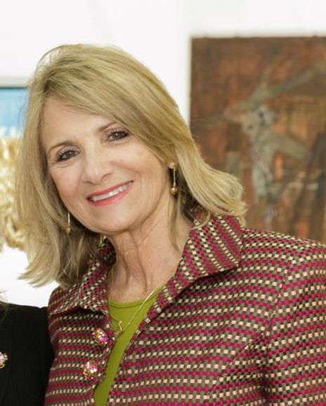 Sharon Domino Headshot