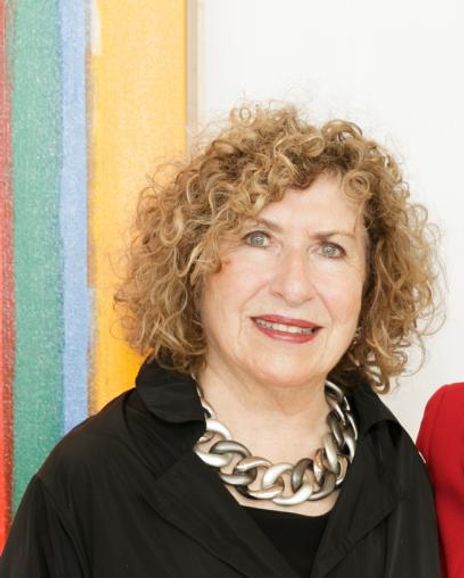 Linda Rosenkranz Headshot