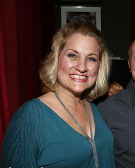 Becky Priest Headshot