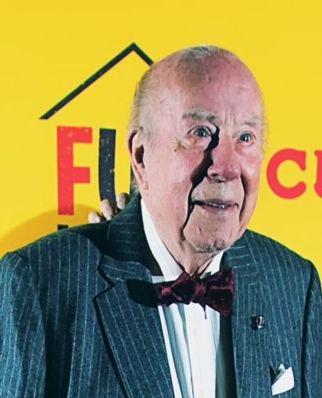 George Shultz Headshot