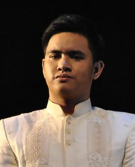 Radnel Ofalsa Headshot