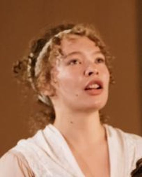 Paksie Vernon Headshot