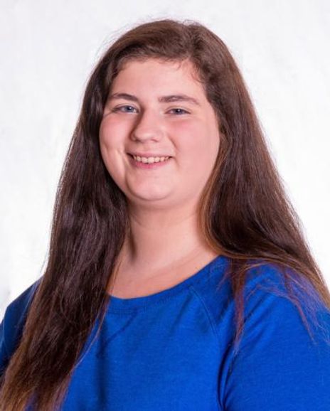 Abby Marie Armstrong Headshot