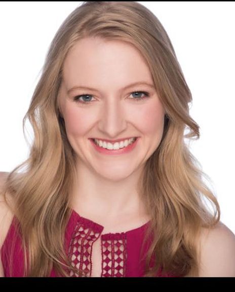 Anne Norland Headshot